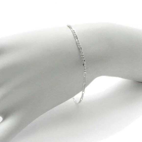 THIN STERLING SILVER FIGARO CHAIN BRACELET-ANKLET IN 1.5MM (GAUGE 050) WIDTH. - Picture 1 of 3